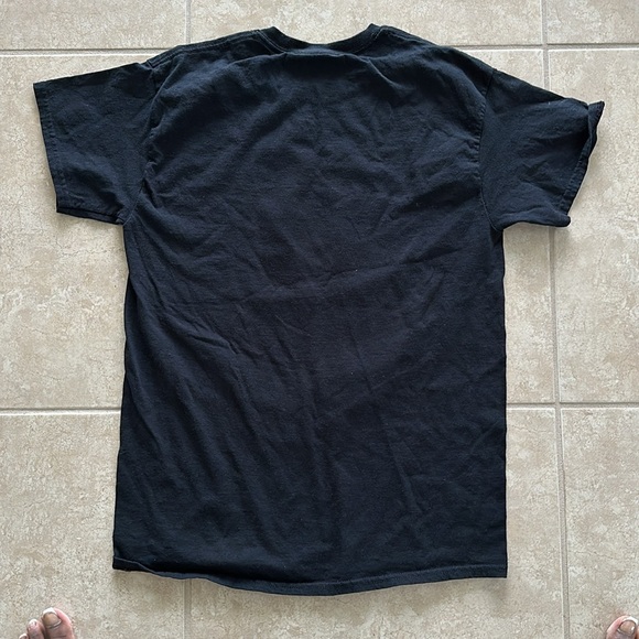 Graphic Tee ✨ - Picture 6 of 6